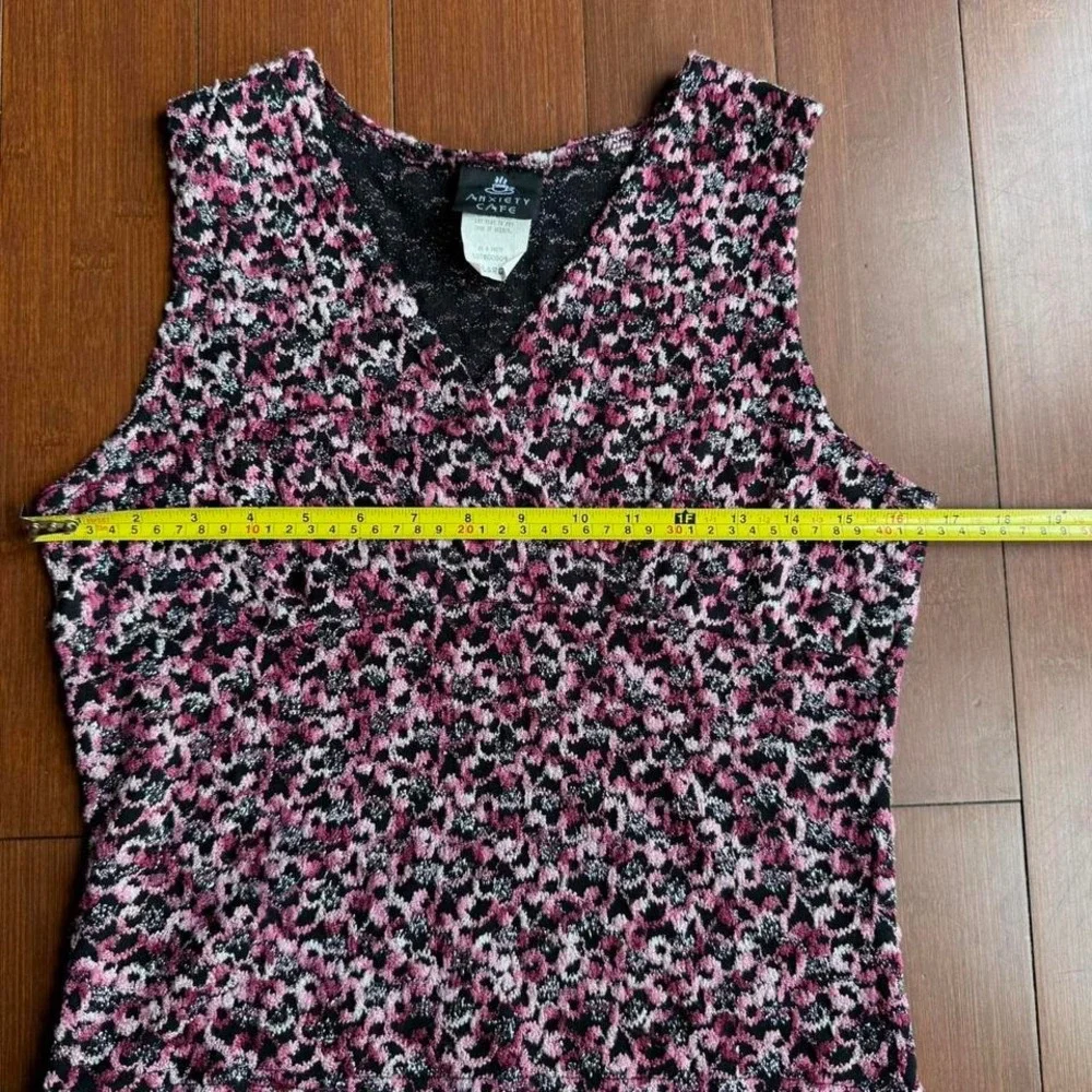 Vintage Y2K Pink and Black‎ Floral Tank